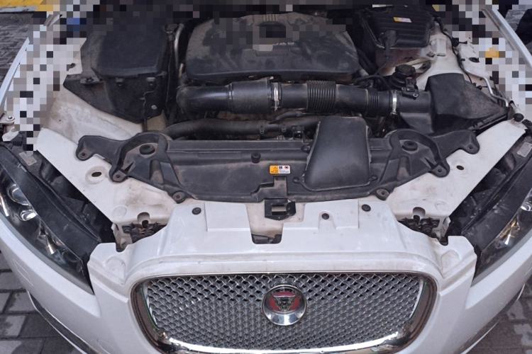Used Jaguar XF 2015 XF 2.0T Luxury Edition Engine Bay