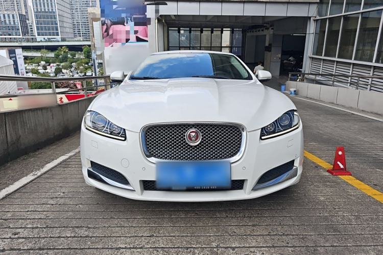 Used Jaguar XF 2015 XF 2.0T Prestige Edition Exterior 1