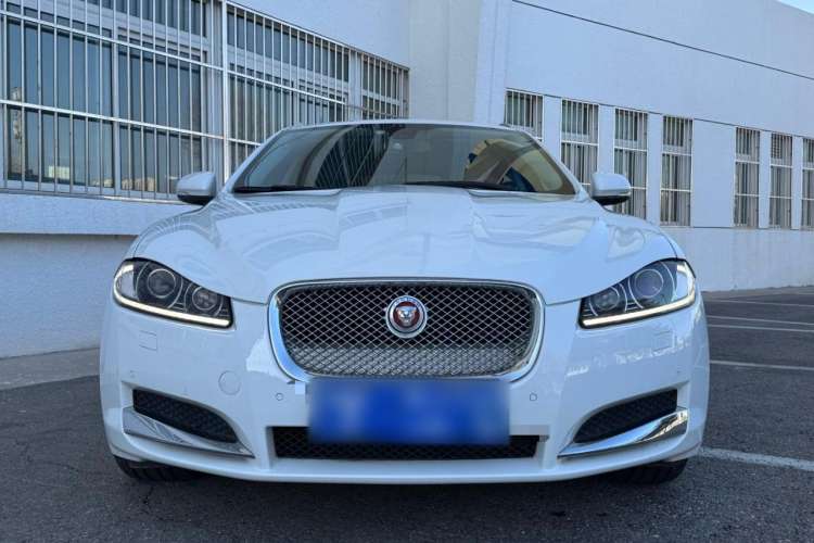 Used Jaguar XF 2015 XF 2.0T Sportbrake Luxury Edition Front