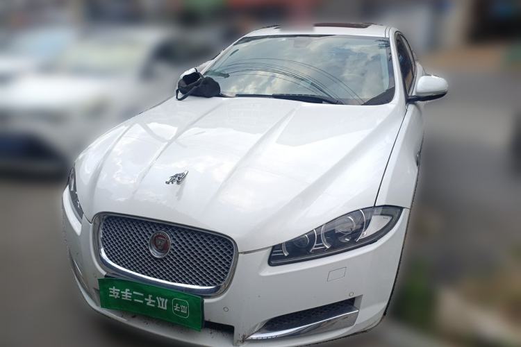 Used Jaguar XF 2015 XF 2.0T Luxury Edition Front