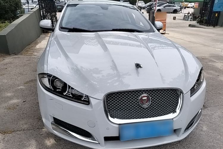 Used Jaguar XF 2015 XF 2.0T Prestige Edition Front