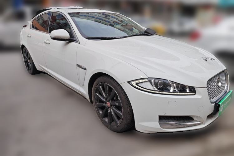 Used Jaguar XF 2015 XF 2.0T 80th Anniversary Limited Edition Luxury Model Front Right 45 Deg