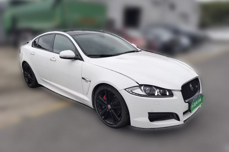 Used Jaguar XF 2015 XF 3.0 SC R-Sport Luxury Edition Front Right 45 Deg