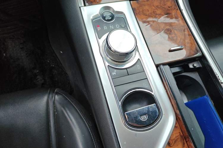 Used Jaguar XF 2015 XF 2.0T 80th Anniversary Limited Edition Luxury Model Gear Lever