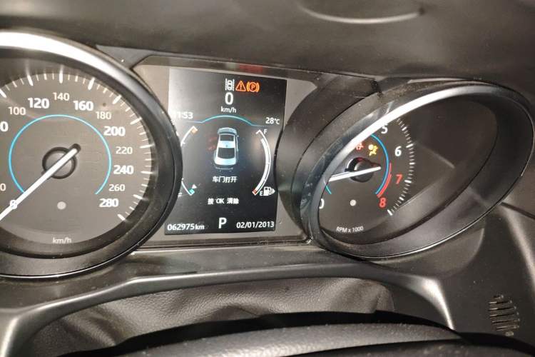 Used Jaguar XF  Instrument Cluster