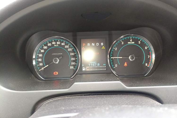 Used Jaguar XF 2015 XF 2.0T Luxury Edition Instrument Cluster