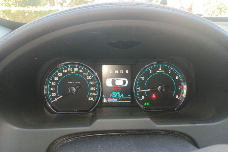Used Jaguar XF 2015 XF 2.0T 80th Anniversary Collector's Edition Instrument Cluster