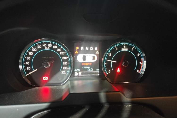 Used Jaguar XF 2015 XF 2.0T Prestige Edition Instrument Cluster