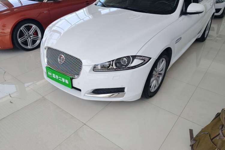 Used Jaguar XF 2015 XF 2.0T Sportbrake Luxury Edition Left Front Headlight