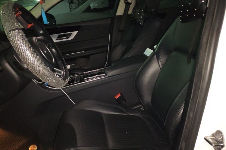 Used Jaguar XF  Left Front Seat