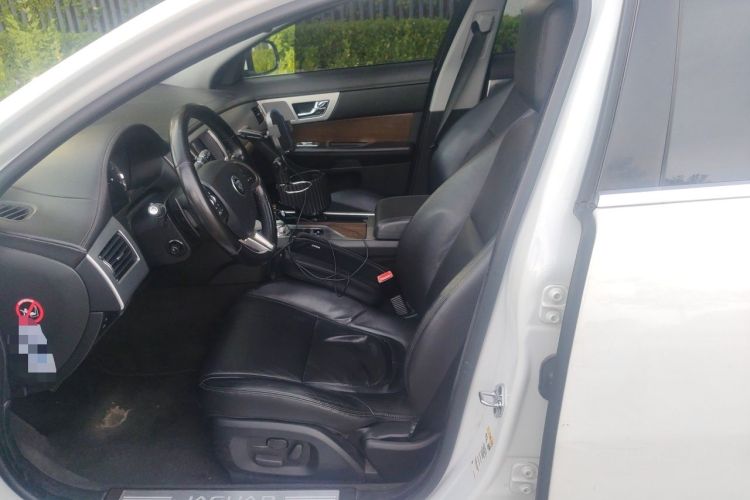 Used Jaguar XF 2015 XF 2.0T 80th Anniversary Collector's Edition Left Front Seat