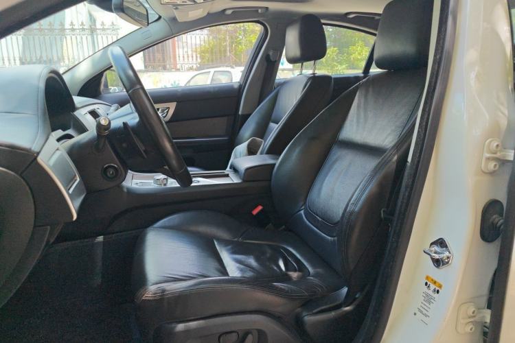 Used Jaguar XF 2015 XF 2.0T Prestige Edition Left Front Seat