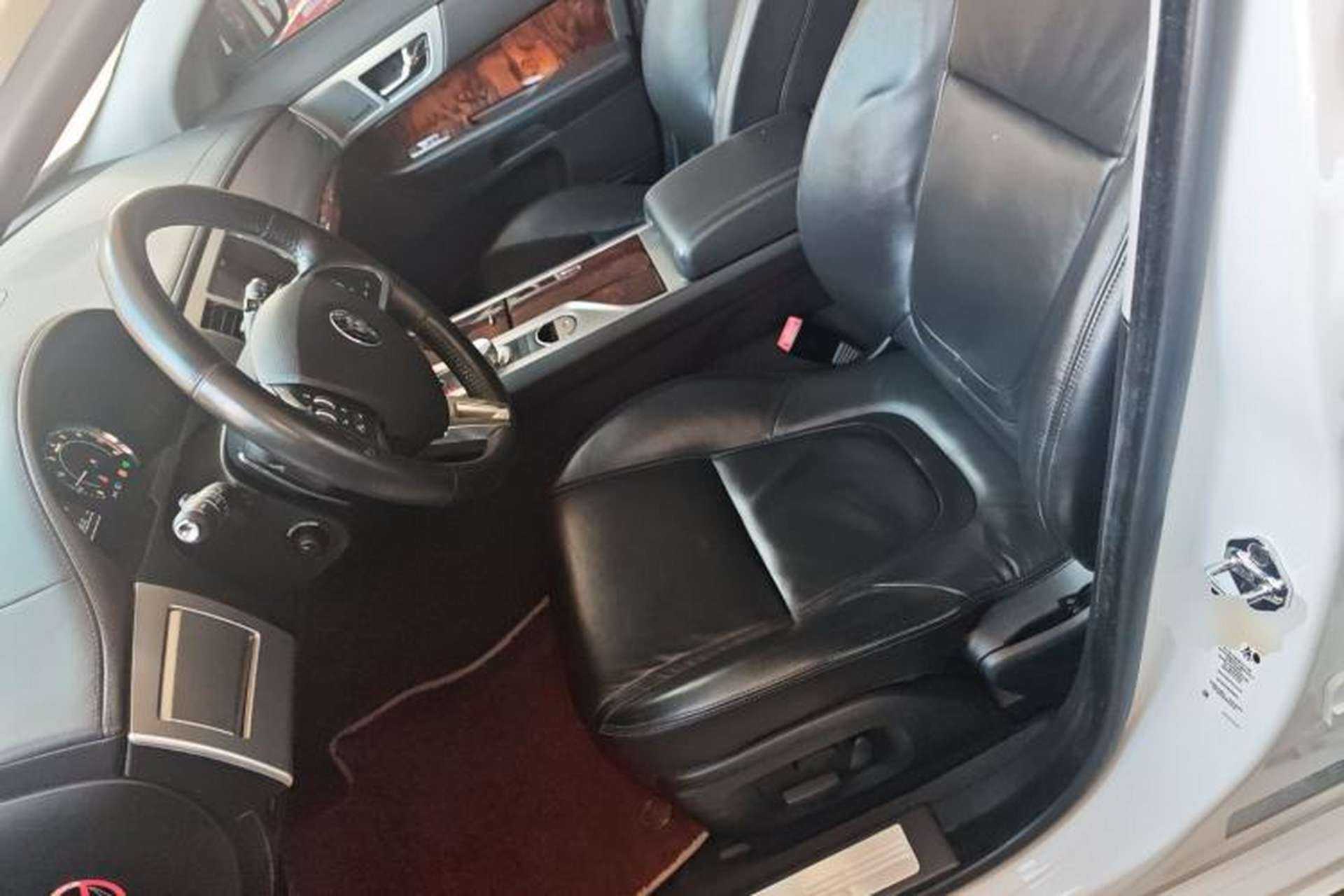 Used Jaguar XF 2015 XF 2.0T Luxury Edition Left Front Seat