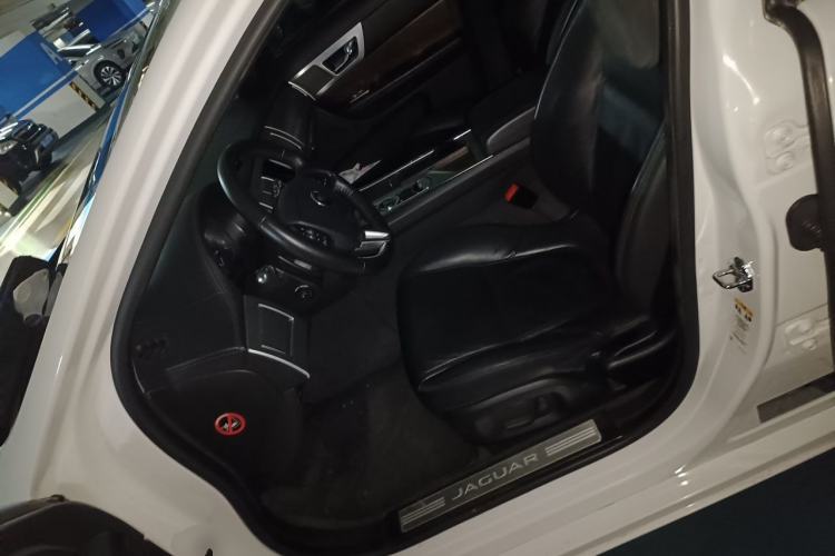 Used Jaguar XF 2015 XF 2.0T 80th Anniversary Collector's Edition Left Front Seat