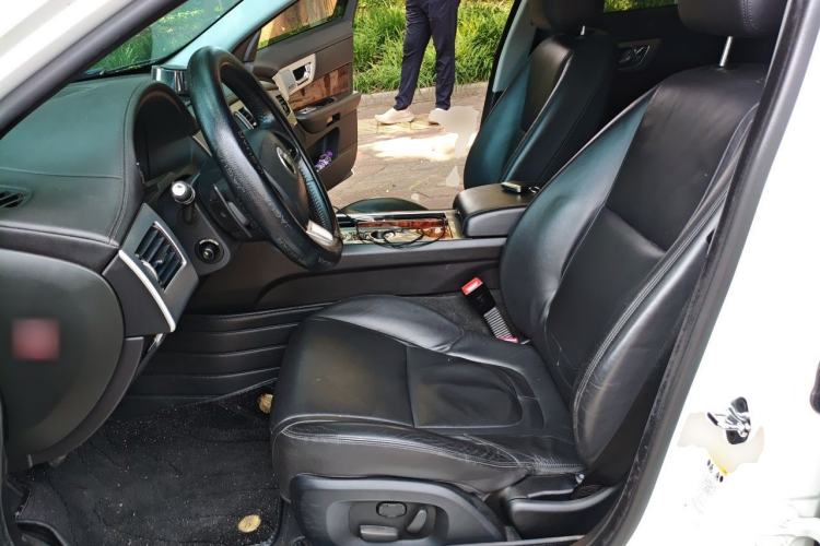 Used Jaguar XF 2015 XF 2.0T Sportbrake Luxury Edition Left Front Seat