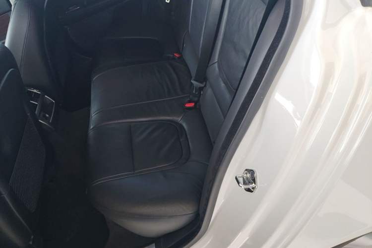 Used Jaguar XF 2015 XF 2.0T Sportbrake Luxury Edition Left Rear Seat