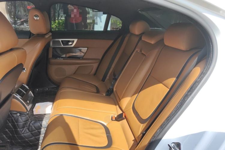 Used Jaguar XF 2015 XF 2.0T Luxury Edition Left Rear Seat