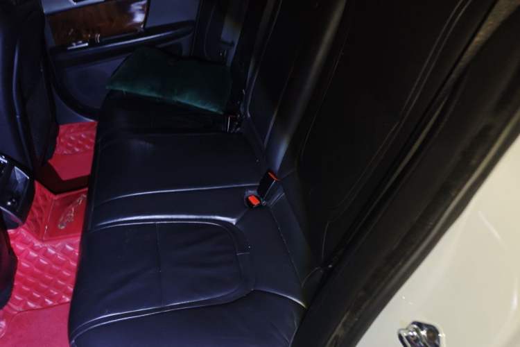 Used Jaguar XF 2015 XF 2.0T Luxury Edition Left Rear Seat