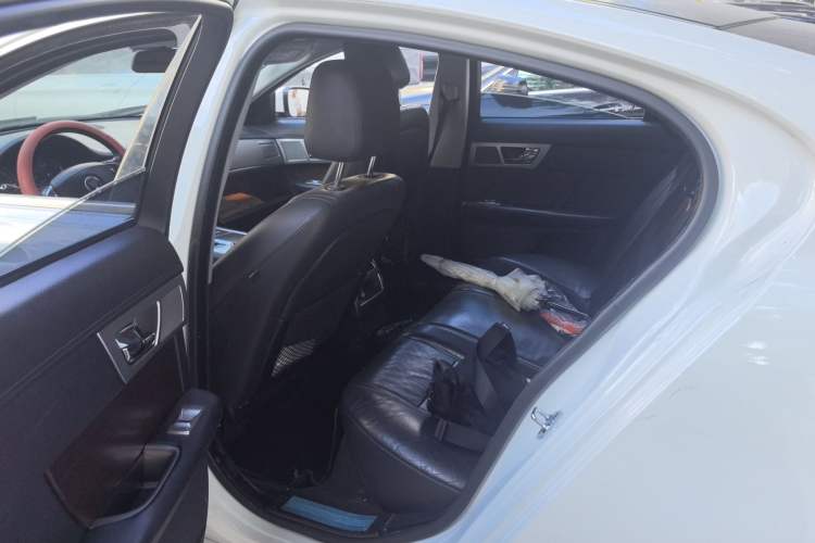Used Jaguar XF 2015 XF 2.0T 80th Anniversary Collector's Edition Left Rear Seat