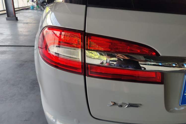 Used Jaguar XF 2015 XF 2.0T Sportbrake Luxury Edition Left Rear Taillight
