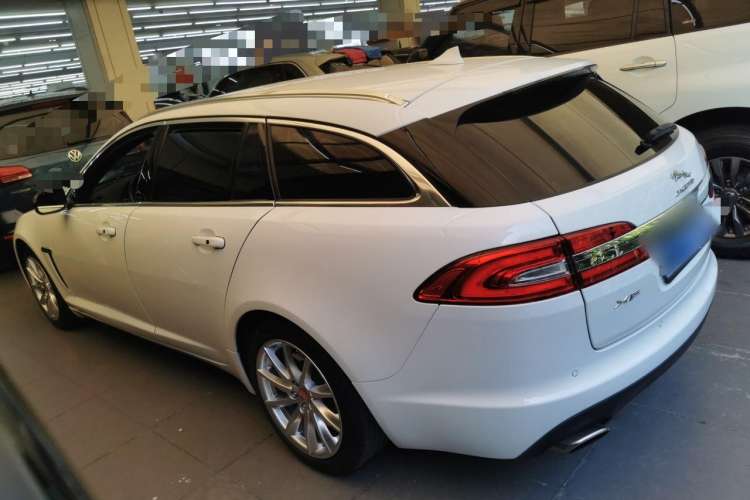 Used Jaguar XF 2015 XF 2.0T Sportbrake Luxury Edition Left Side