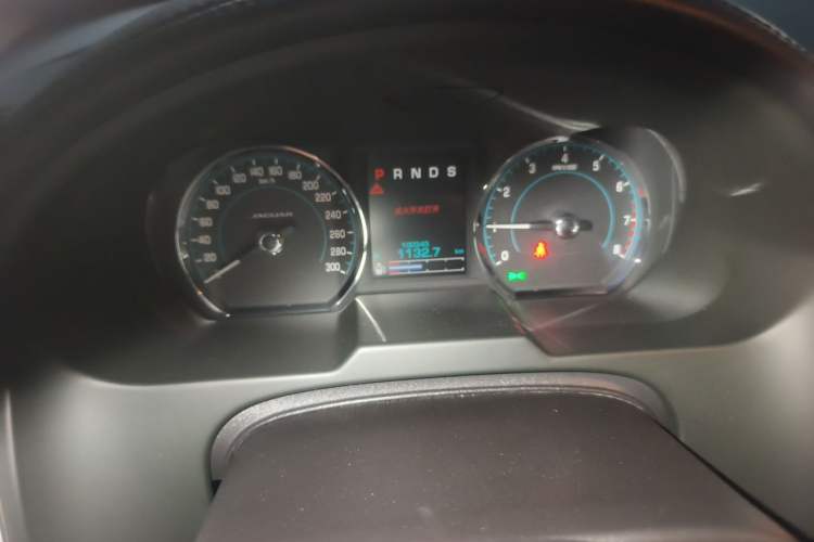 Used Jaguar XF 2015 XF 2.0T 80th Anniversary Collector's Edition Odometer Close Up