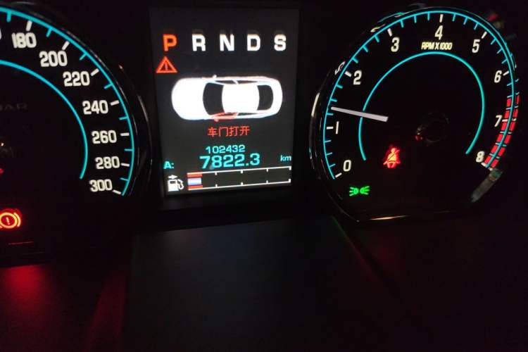 Used Jaguar XF 2015 XF 2.0T 80th Anniversary Collector's Edition Odometer Close Up
