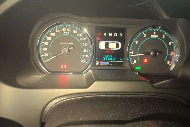Used Jaguar XF  Odometer Close Up