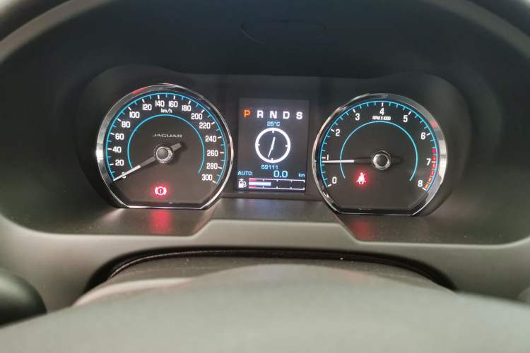 Used Jaguar XF 2015 XF 2.0T Sportbrake Luxury Edition Odometer Close Up