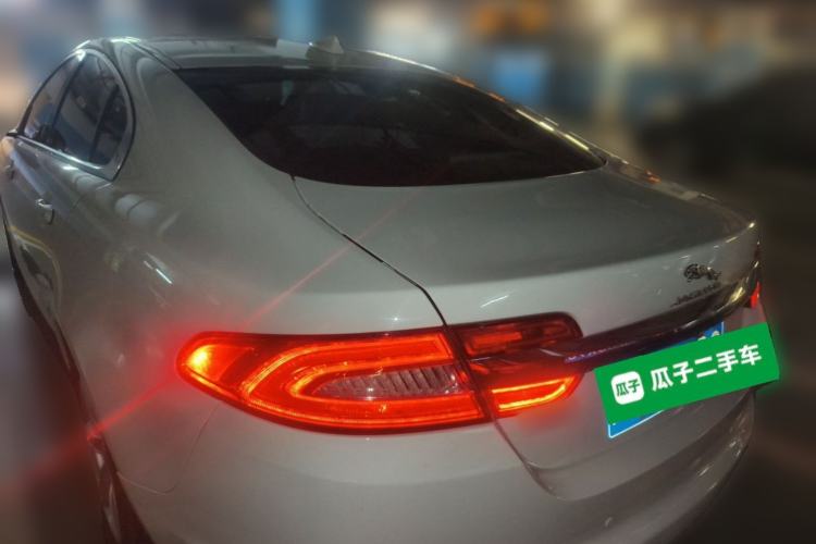 Used Jaguar XF 2015 XF 2.0T 80th Anniversary Collector's Edition Rear Left 45 Deg