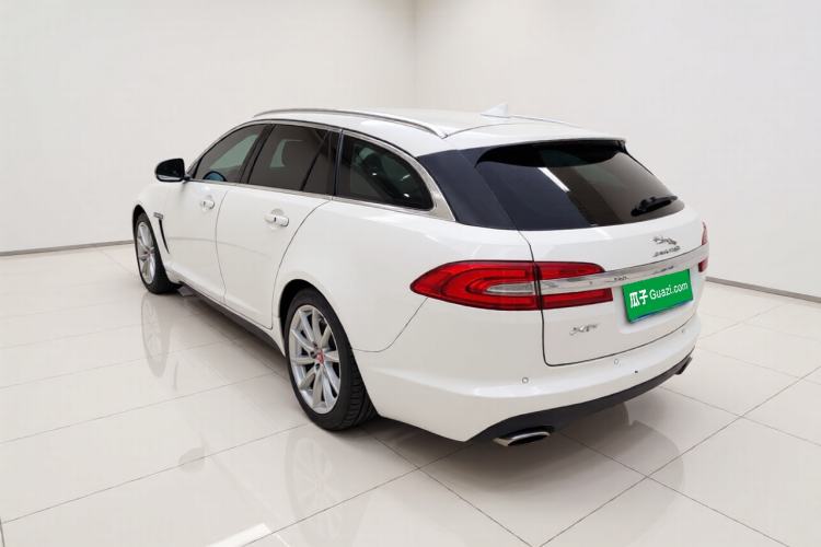 Used Jaguar XF 2015 XF 2.0T Sportbrake Luxury Edition Rear Left 45 Deg