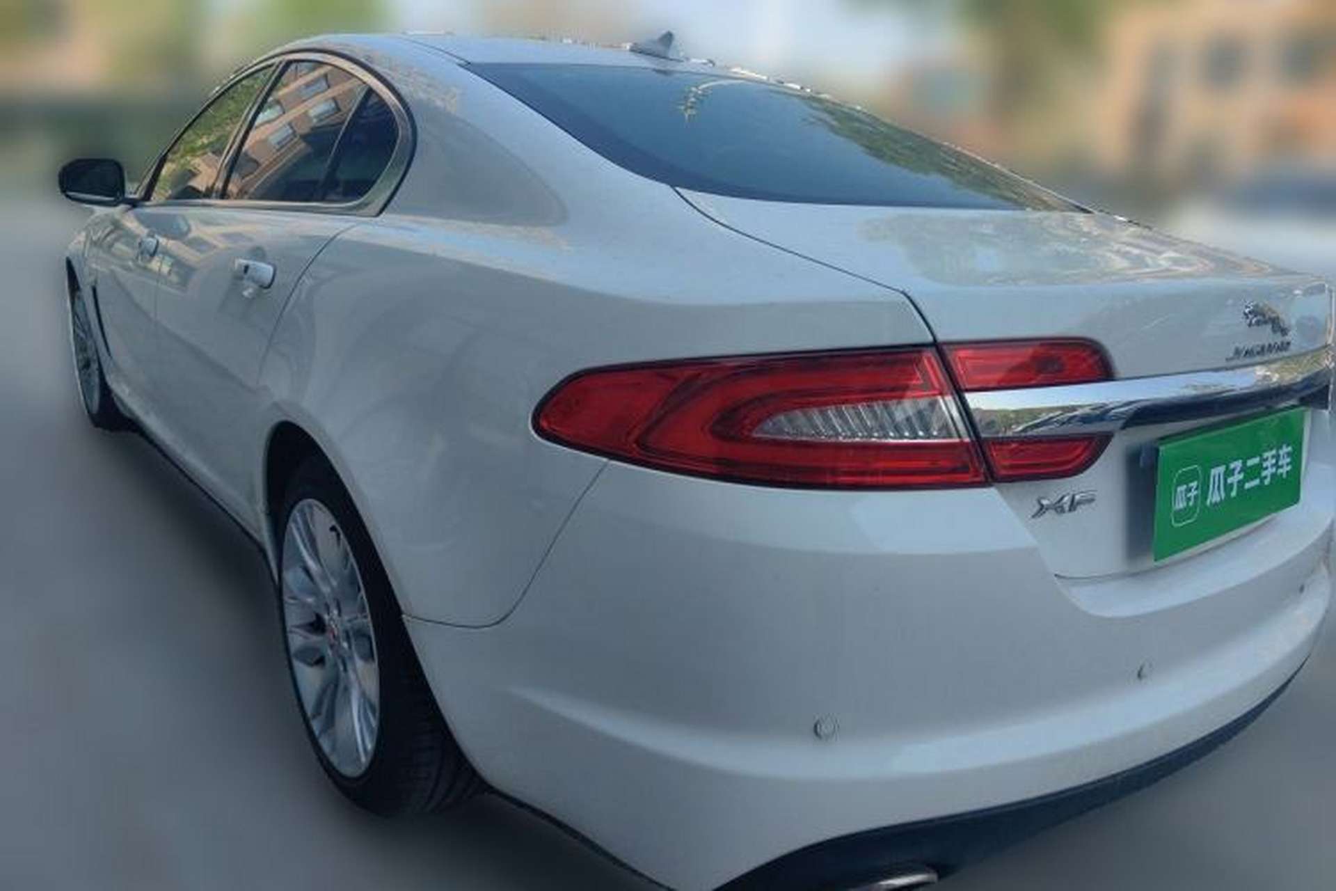 Used Jaguar XF 2015 XF 2.0T Luxury Edition Rear Left 45 Deg