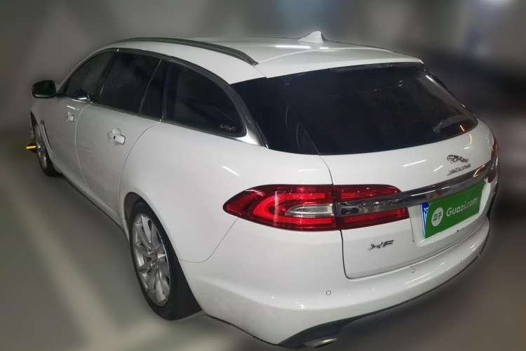 Used Jaguar XF 2015 XF 2.0T Sportbrake Luxury Edition Rear Left 45 Deg