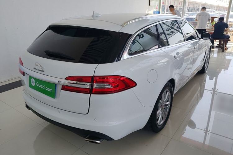 Used Jaguar XF 2015 XF 2.0T Sportbrake Luxury Edition Rear Right 45 Deg