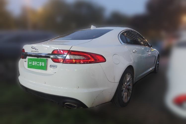 Used Jaguar XF 2015 XF 2.0T Sportbrake Luxury Edition Rear Right 45 Deg