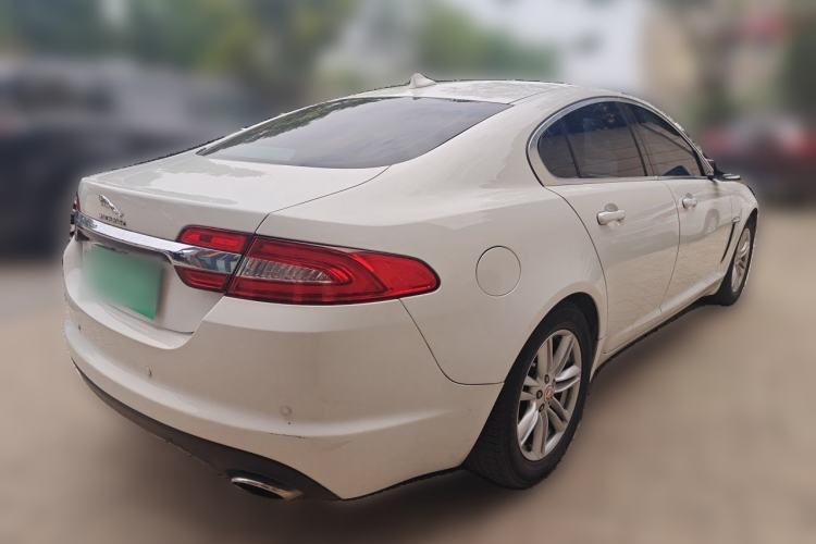 Used Jaguar XF 2015 XF 2.0T Prestige Edition Rear Right 45 Deg