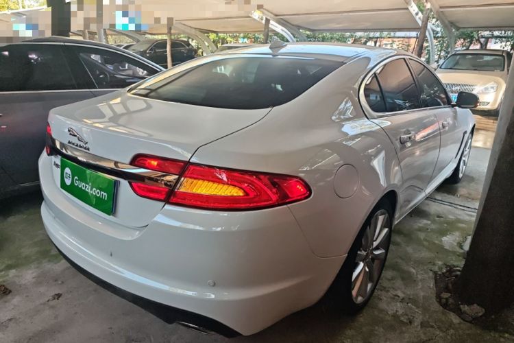 Used Jaguar XF 2015 XF 2.0T Luxury Edition Rear Right 45 Deg