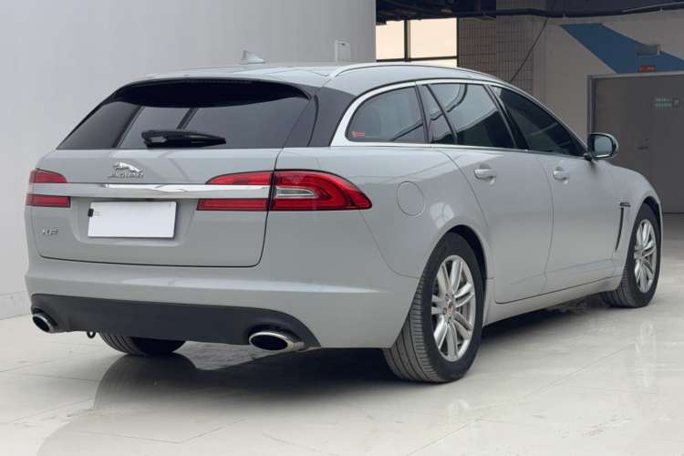 Used Jaguar XF 2015 XF 2.0T Sportbrake Luxury Edition Rear Right 45 Deg