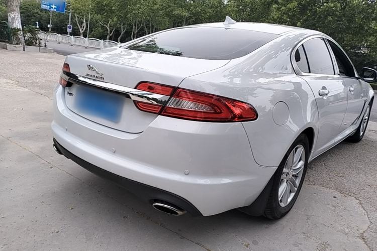 Used Jaguar XF 2015 XF 2.0T Prestige Edition Rear Right 45 Deg
