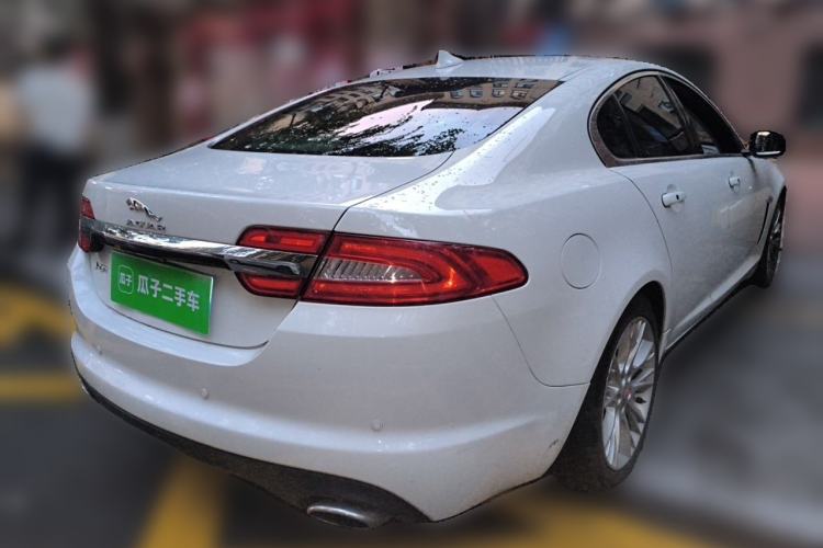 Used Jaguar XF 2015 XF 2.0T Luxury Edition Rear Right 45 Deg