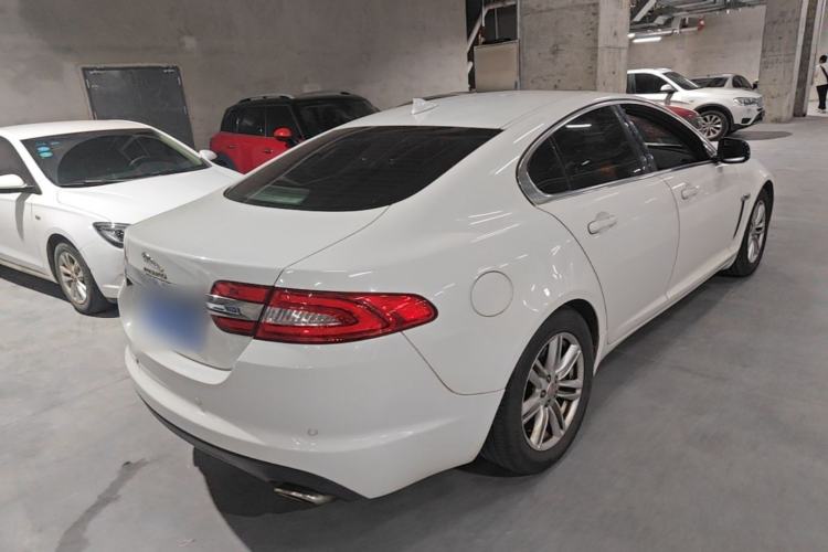 Used Jaguar XF 2015 XF 2.0T Prestige Edition Rear Right 45 Deg