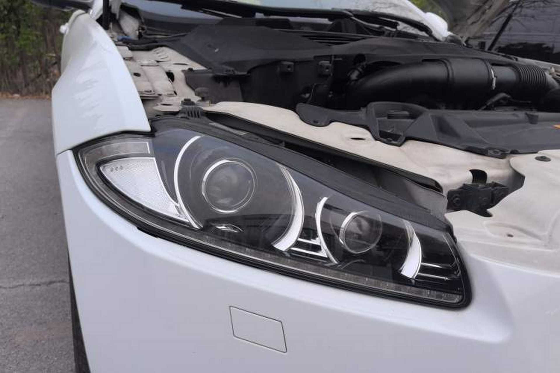 Used Jaguar XF 2015 XF 2.0T Sportbrake Luxury Edition Right Front Headlight