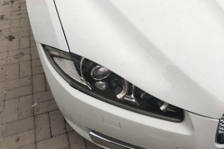 Used Jaguar XF 2015 XF 2.0T Sportbrake Luxury Edition Right Front Headlight