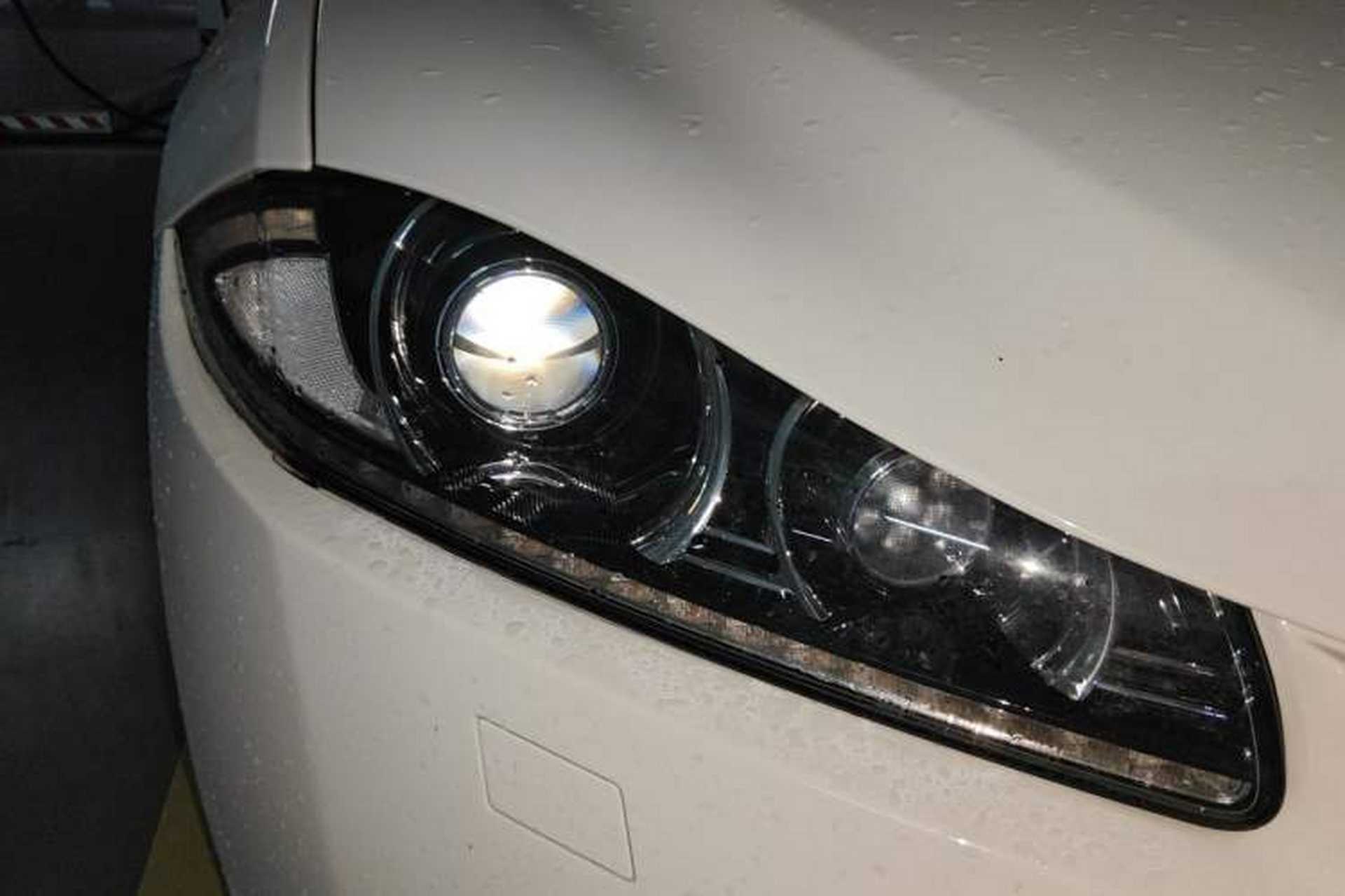 Used Jaguar XF 2015 XF 2.0T Prestige Edition Right Front Headlight