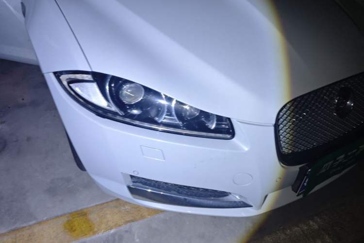 Used Jaguar XF 2015 XF 2.0T Luxury Edition Right Front Headlight