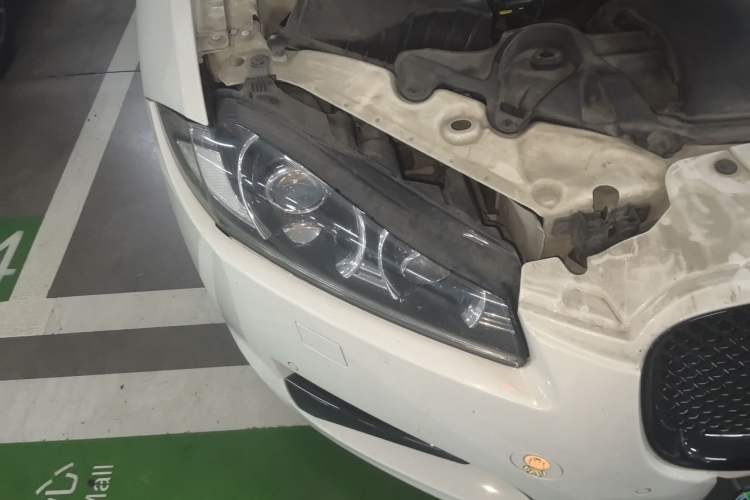 Used Jaguar XF  Right Front Headlight