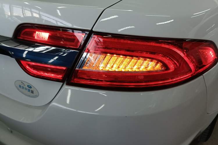 Used Jaguar XF 2015 XF 2.0T Prestige Edition Right Rear Taillight