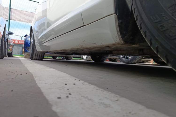 Used Jaguar XF 2015 XF 2.0T Sportbrake Luxury Edition Right Side Sill
