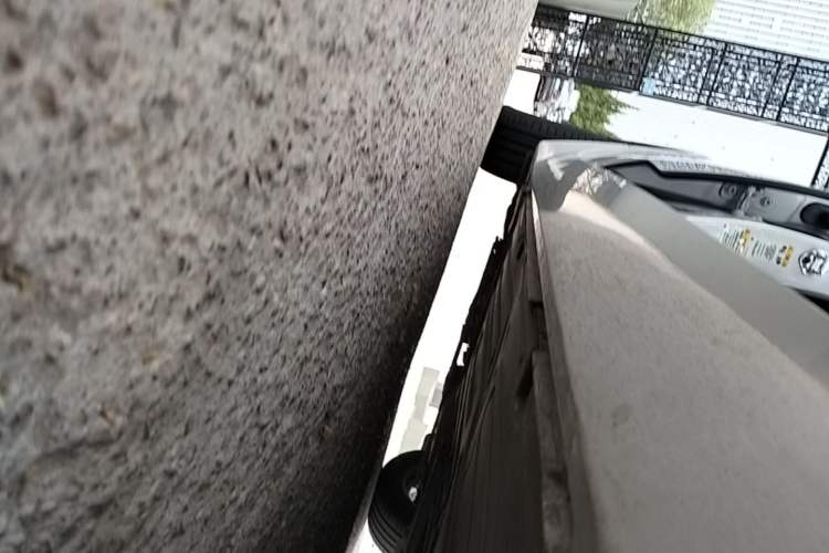 Used Jaguar XF 2015 XF 2.0T Prestige Edition Right Side Sill