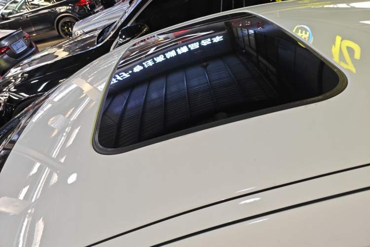 Used Jaguar XF 2015 XF 2.0T Luxury Edition Roof